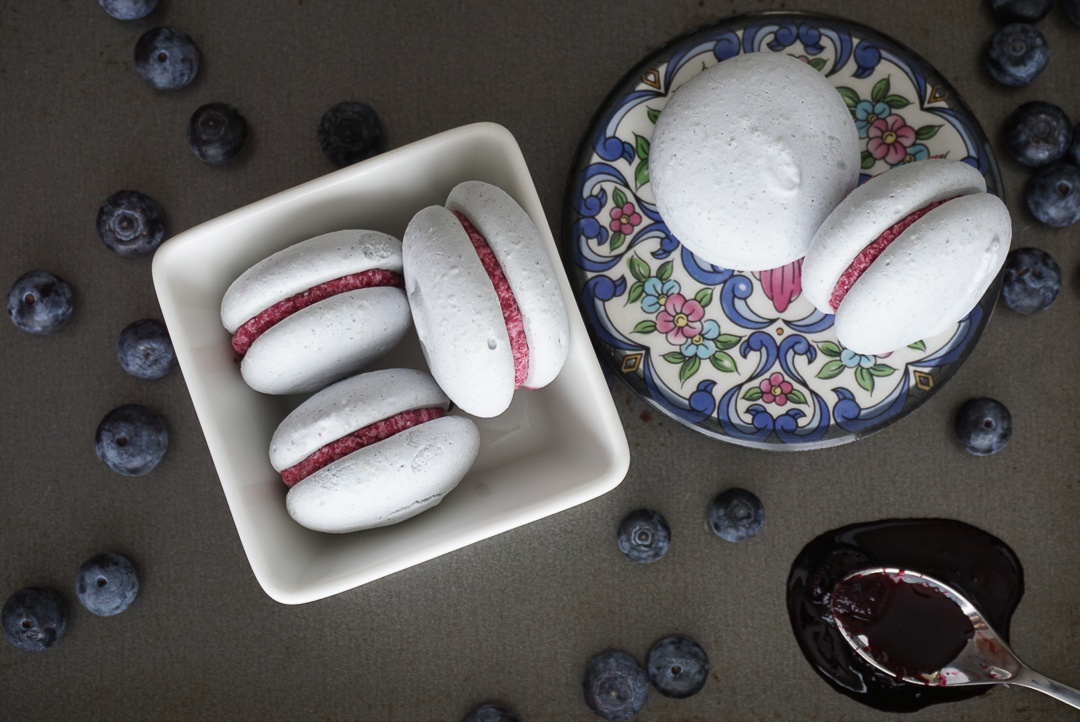 vegan blueberry cardamom macarons aquafaba