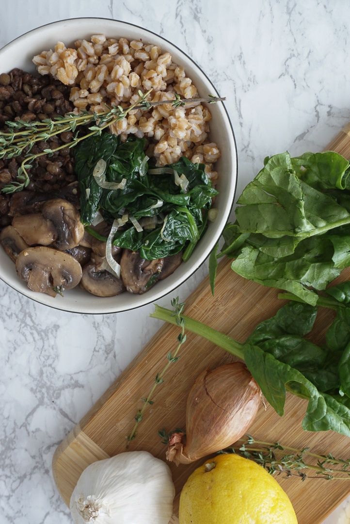 vegan green lentil farro bowl