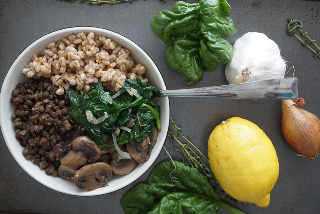 lentil farro mushroom bowl with spinach