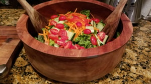 salad-wooden-bowl